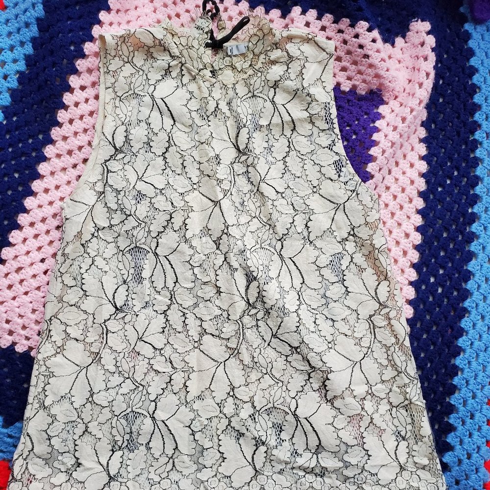 Mango Cream high neck/sleeveless top with lace flowers size S